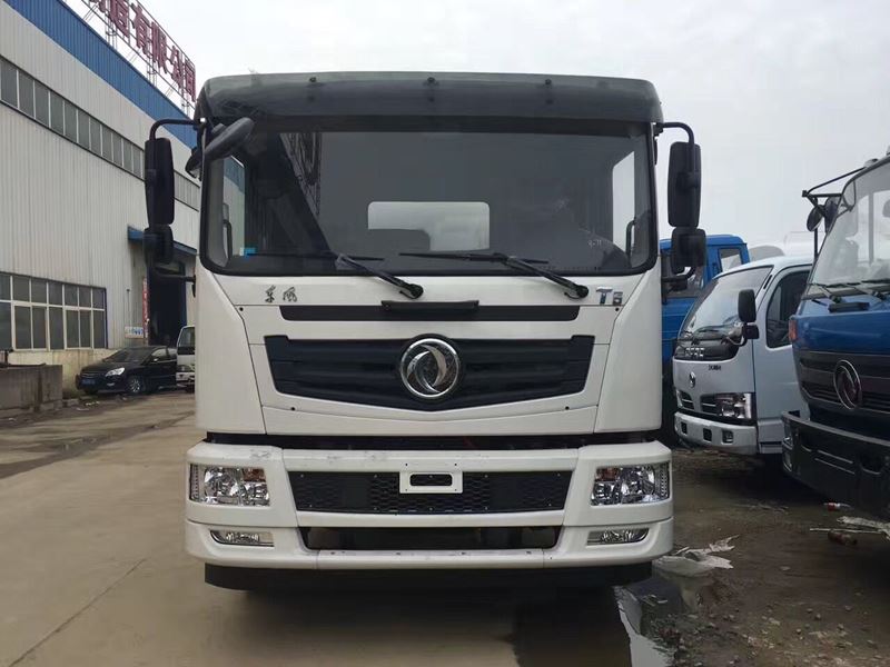 東風(fēng)華神12方灑水車_12噸（12方）東風(fēng)T5綠化灑水車價(jià)格2