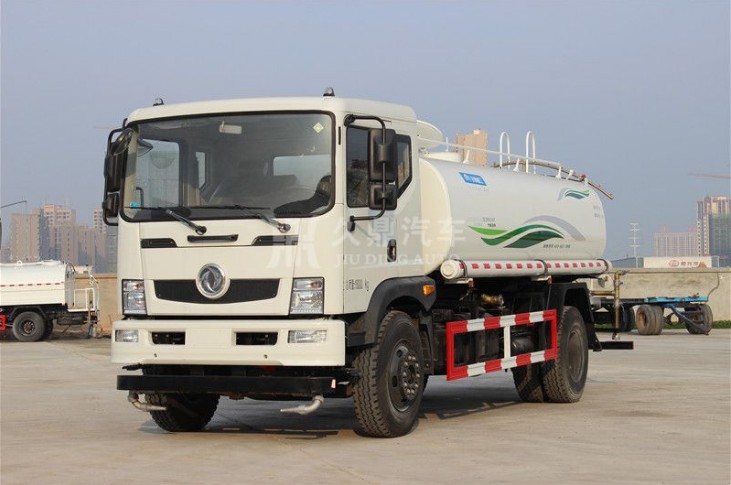 東風(fēng)御虎12噸環(huán)衛(wèi)灑水車(chē)圖片