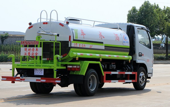 國六5噸東風多利卡綠化灑水車廠家價格4
