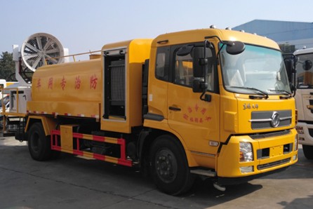 多功能灑水車參數(shù)_12方東風(fēng)天錦農(nóng)藥噴灑車廠家價格