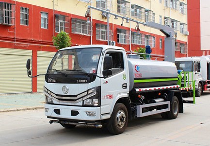 多功能灑水車廠家_國六東風(fēng)多利卡鐵路抑塵車廠家價格