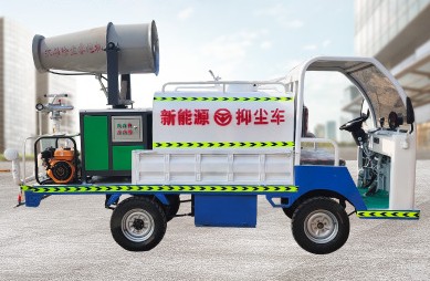 新能源電動四輪灑水車圖片
