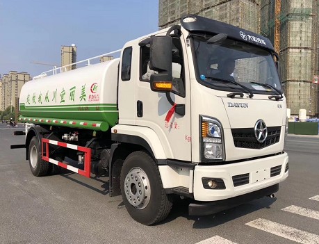 15噸灑水車多長(zhǎng)_大運(yùn)致勝15方綠化灑水車廠家價(jià)格